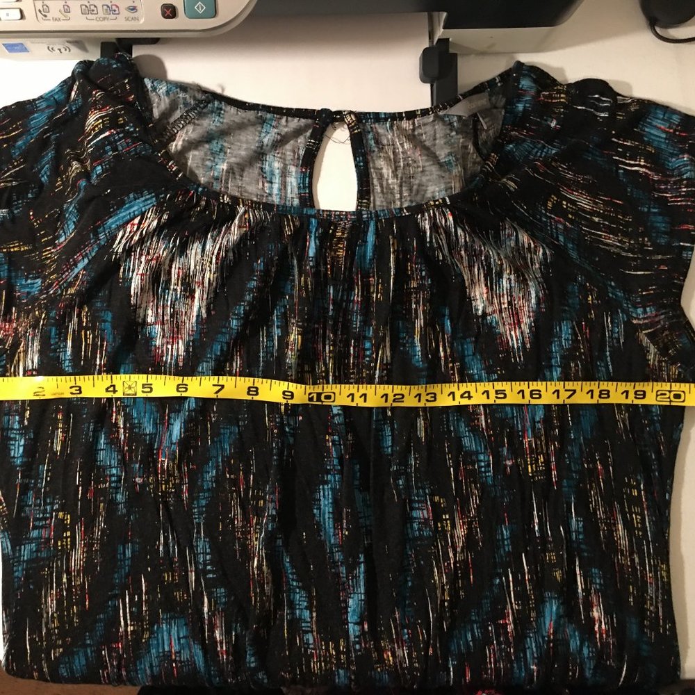 blouse - Picture 10 of 12
